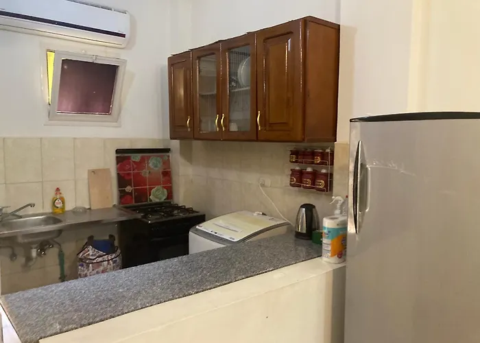 M-2bedroom Flat With Garden